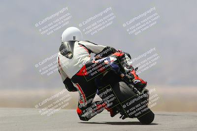 media/Apr-10-2022-SoCal Trackdays (Sun) [[f104b12566]]/Turn 9 Backside (1120am)/